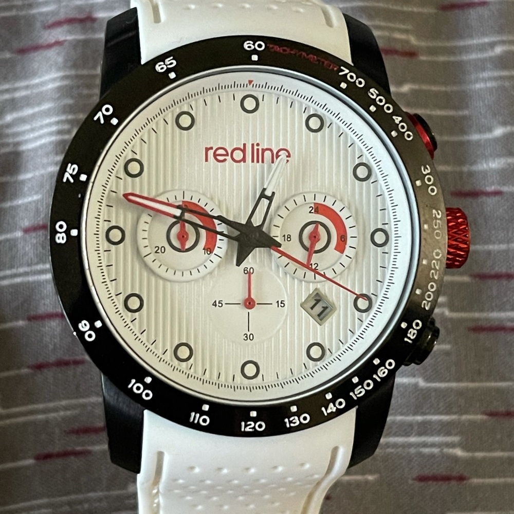 Red line watch